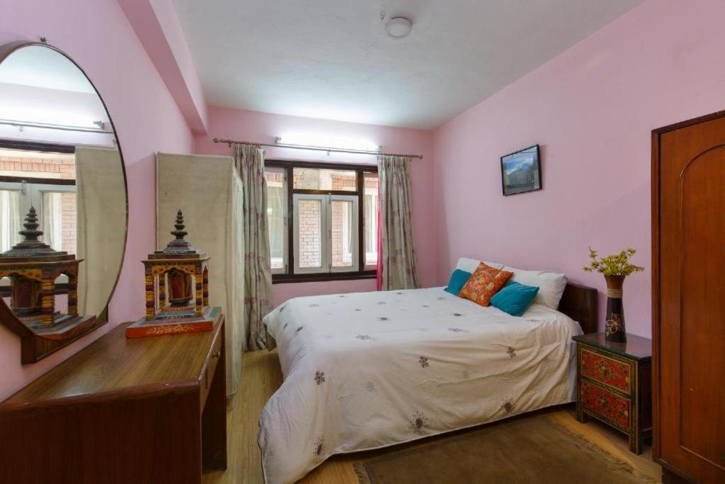 Kathmandu Nomad Hotel 外观 照片